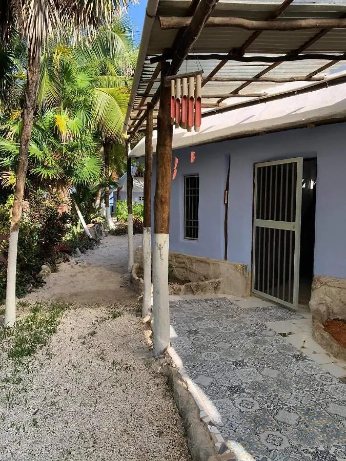 Chez Gigi - Eco Lodge Mahahual Mexico
