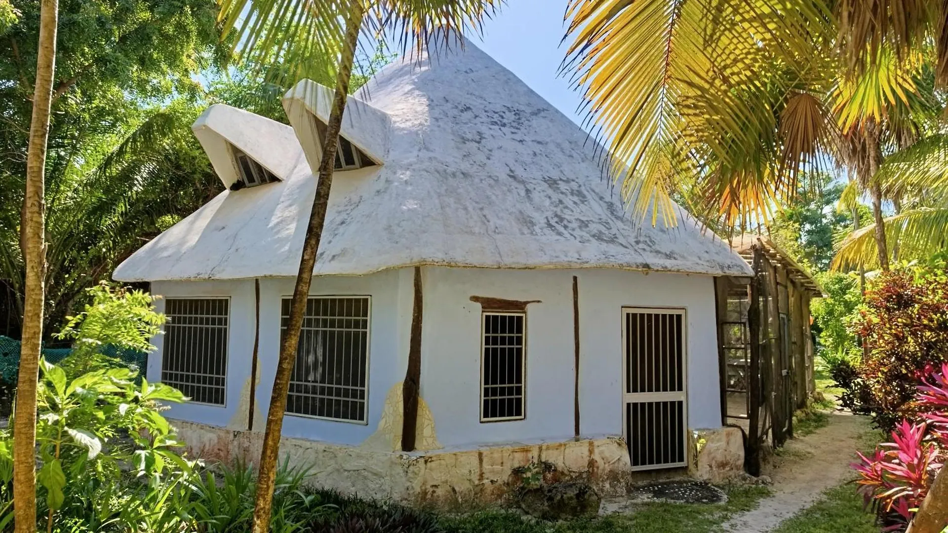 Chez Gigi - Eco Lodge Mahahual Mexico